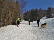 53 E pestiamo neve ...